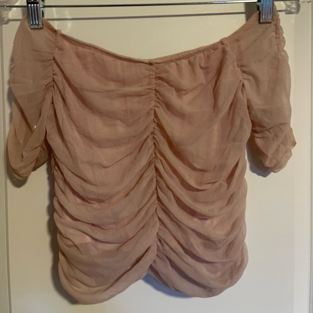 Veil pink no shoulder top